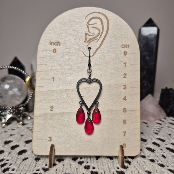 Bleeding Love Earrings - Picture 6 of 6